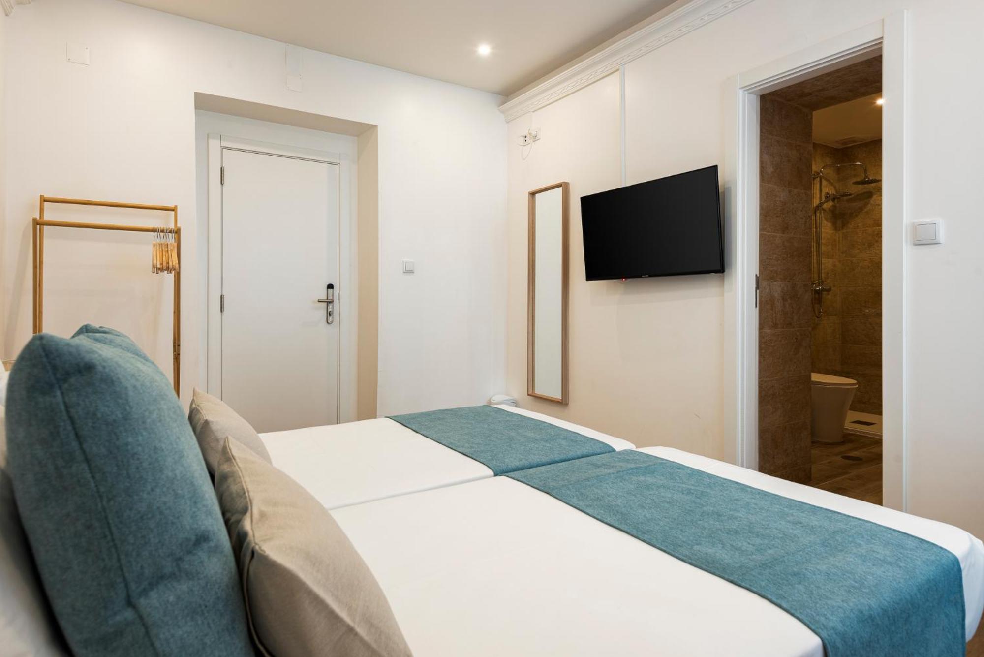 Madalena Hostel E Suites Фаро Екстериор снимка