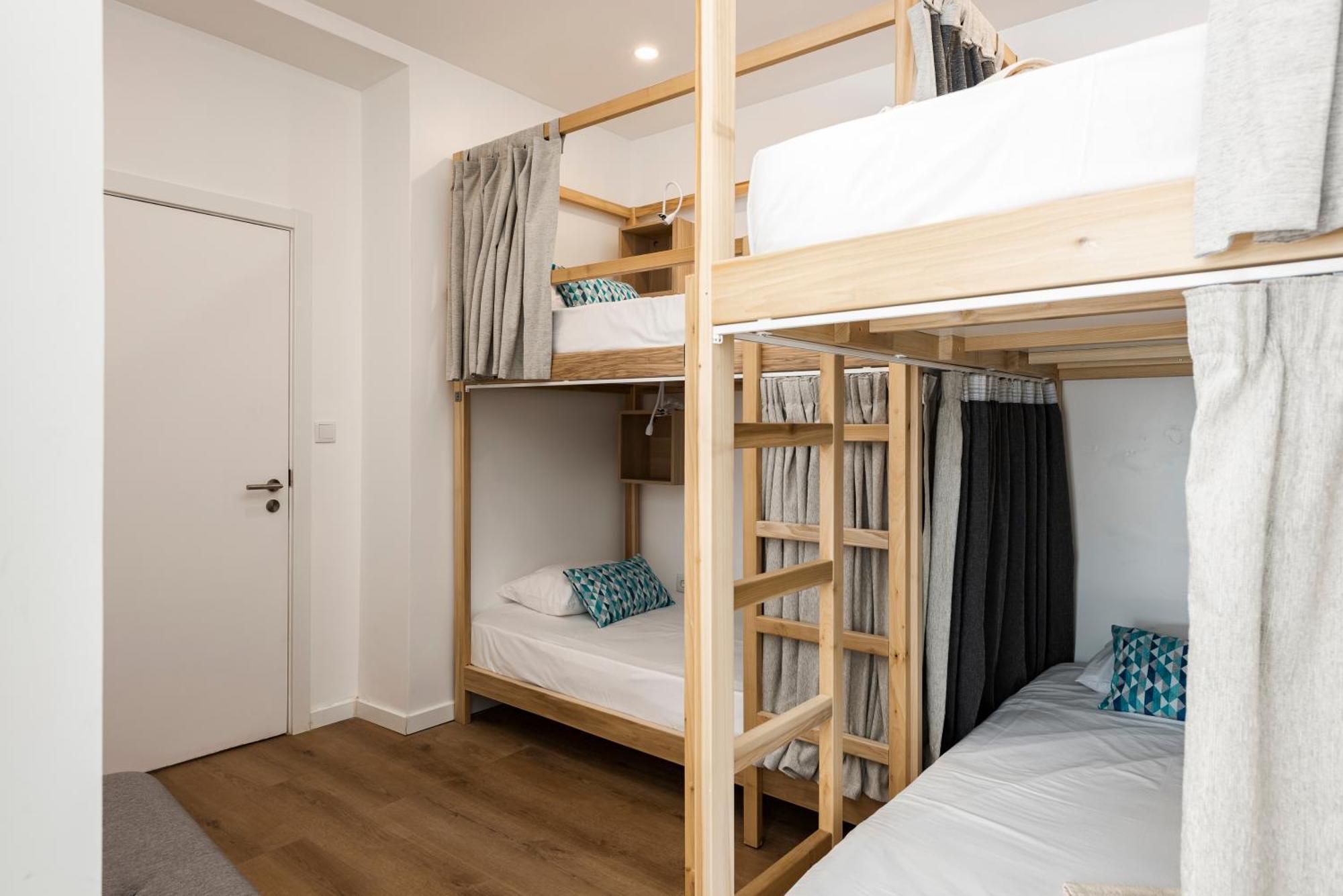 Madalena Hostel E Suites Фаро Екстериор снимка