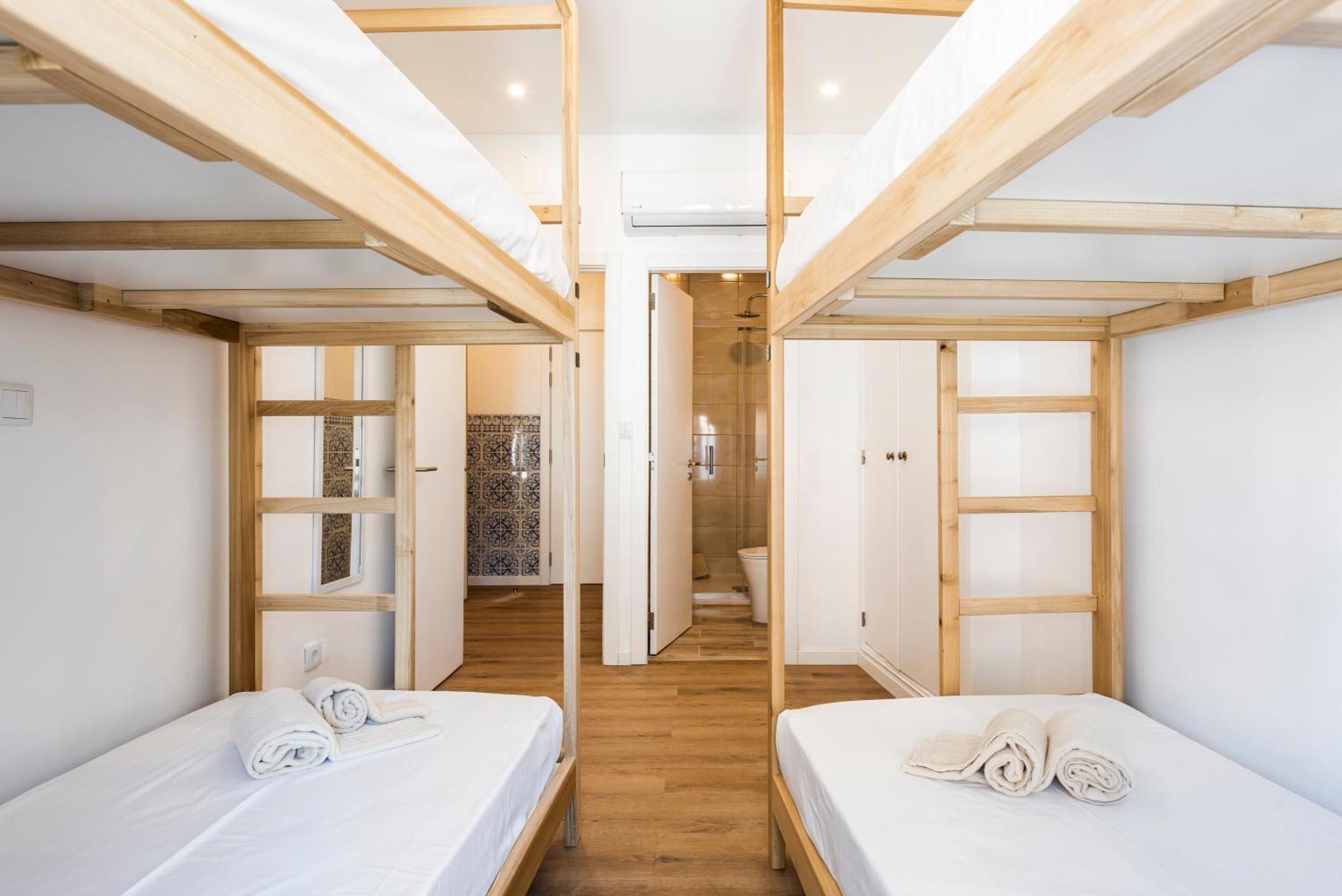 Madalena Hostel E Suites Фаро Екстериор снимка