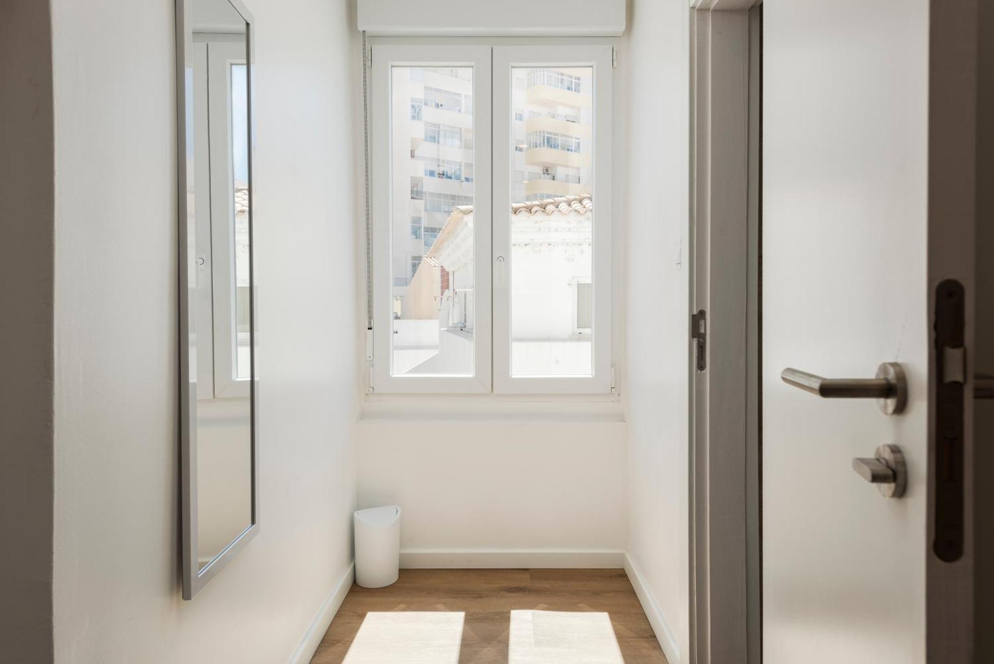 Madalena Hostel E Suites Фаро Екстериор снимка