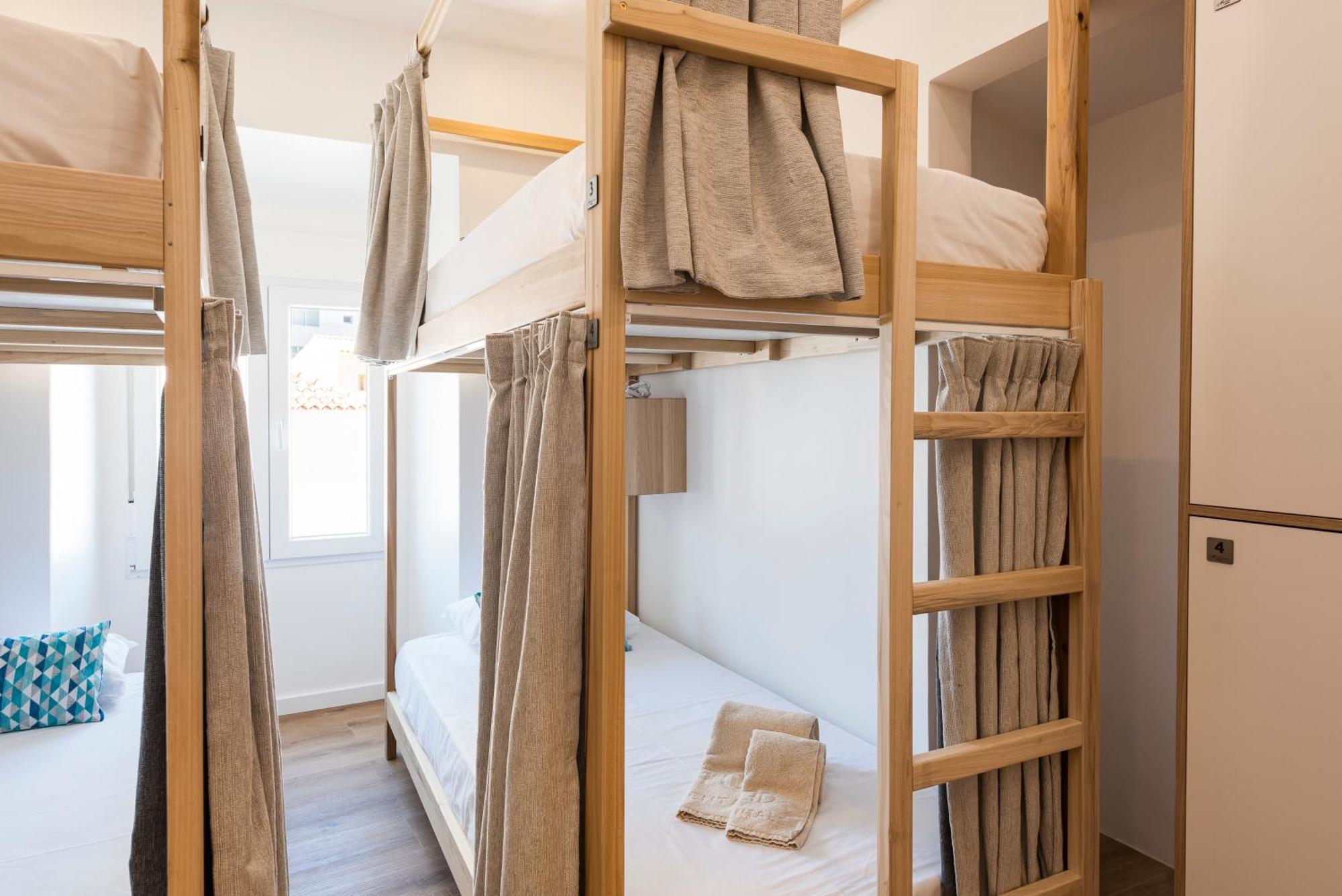 Madalena Hostel E Suites Фаро Екстериор снимка