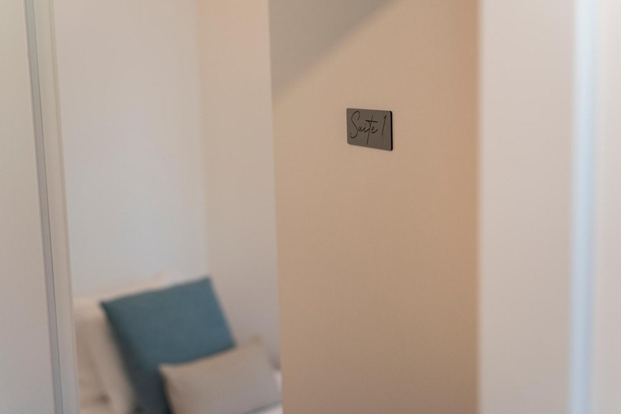 Madalena Hostel E Suites Фаро Екстериор снимка