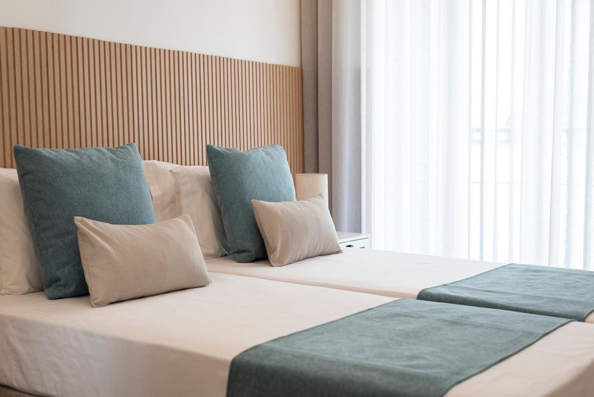 Madalena Hostel E Suites Фаро Екстериор снимка